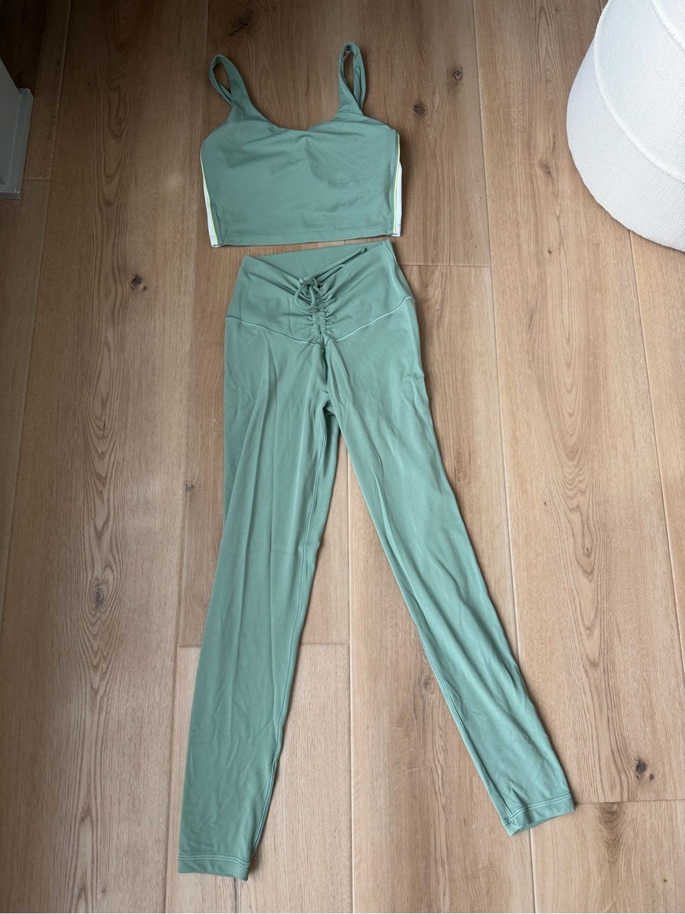 Aerie active wear set: Ruched High-Waist Leggings & Crop Tank